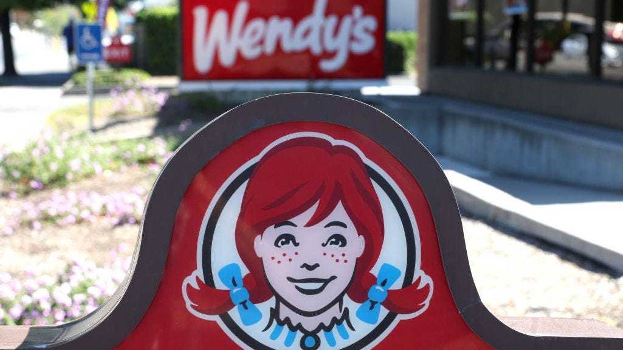 Wendy's restaurant exterior sign