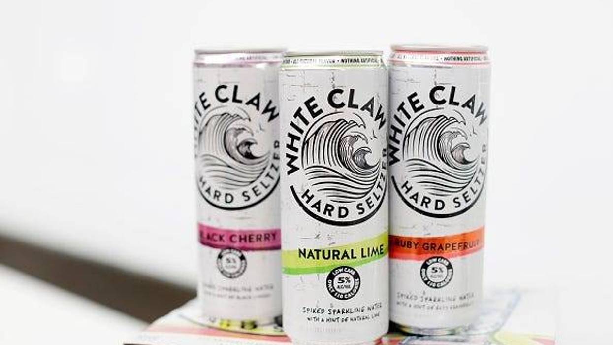 WHITE CLAW