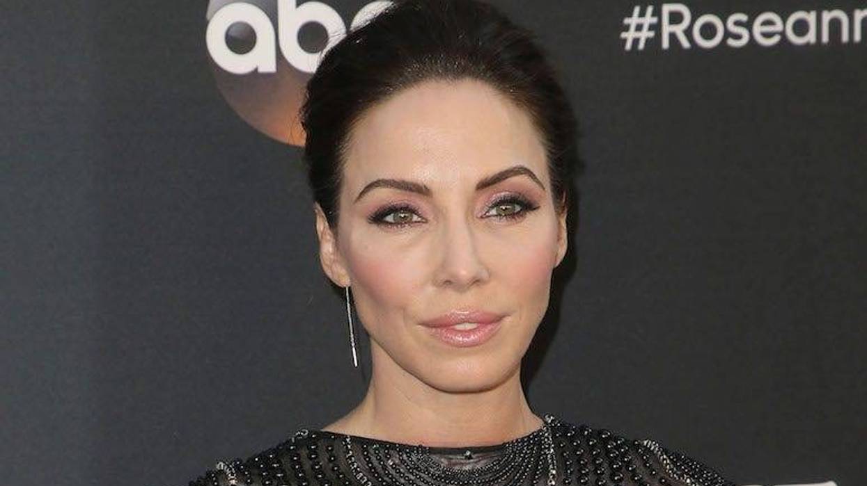 Whitney Cummings, Red Carpet, Roseanne, Premiere 2018