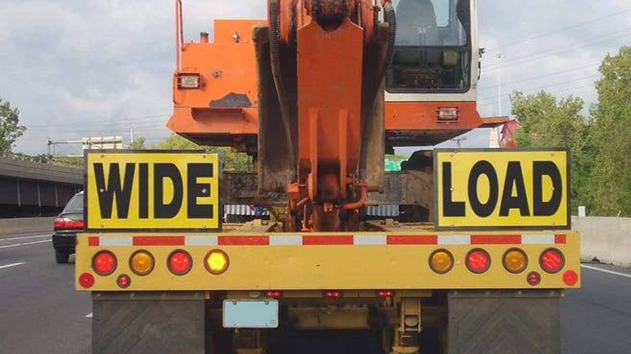 Wide Load Truck