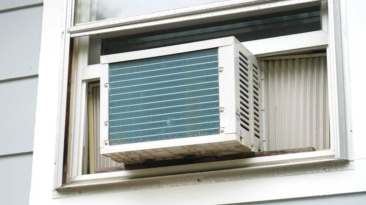 Window air conditioning unit