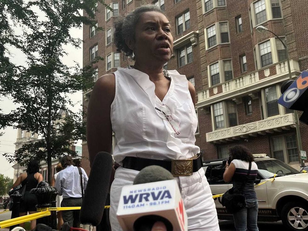 Kaine Reacts to Earle-Sears' Comments