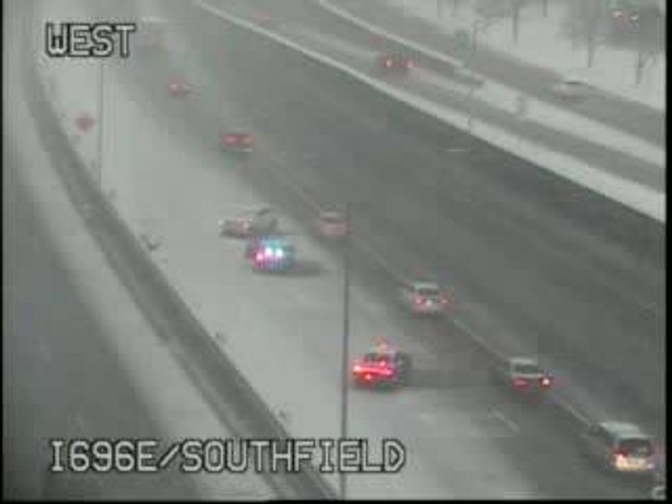 Winter storm moves in overnight, creating treacherous travel in Metro Detroit