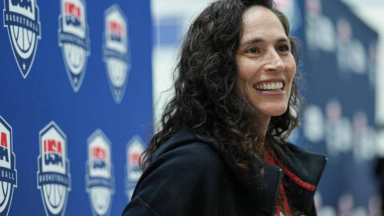 WNBA Bird Basketball