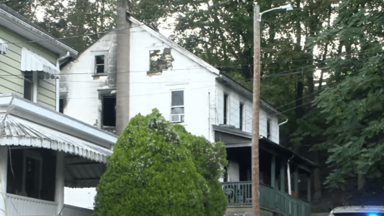 Woman, 4 children killed in Poconos house fire