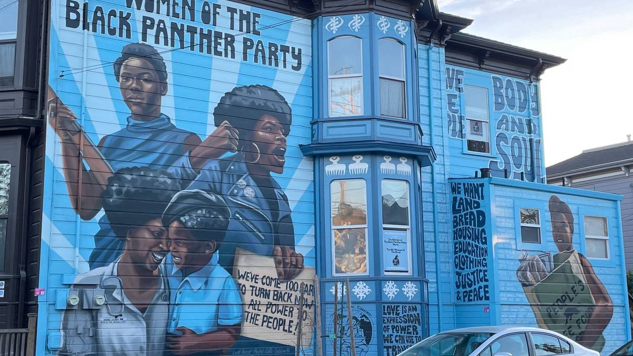 Women of the Black Panther Party mural in West Oakland; designed by Rachel Wolfe-Goldsmith, curated by the West Oakland Mural Project