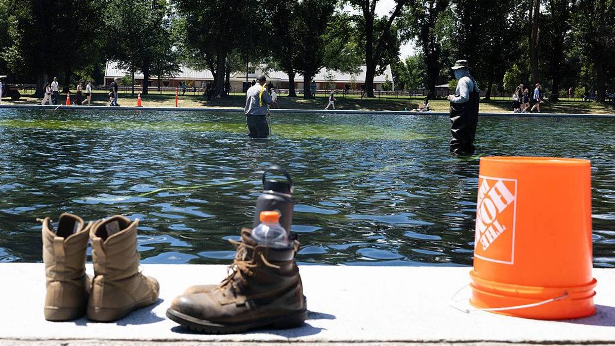 Work Continues On The Ongoing Cleaning Of The Lincoln Memorial Reflecting Pool