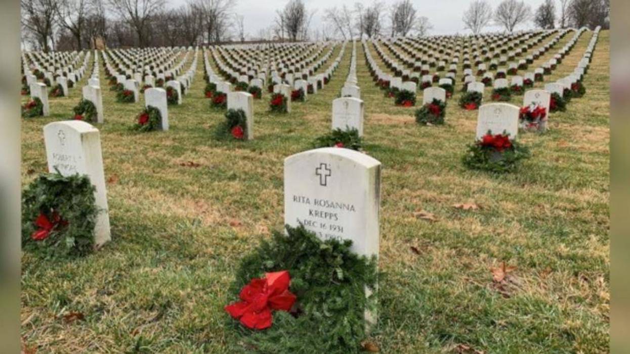Wreaths at Jefferson Barracks National Cemetery