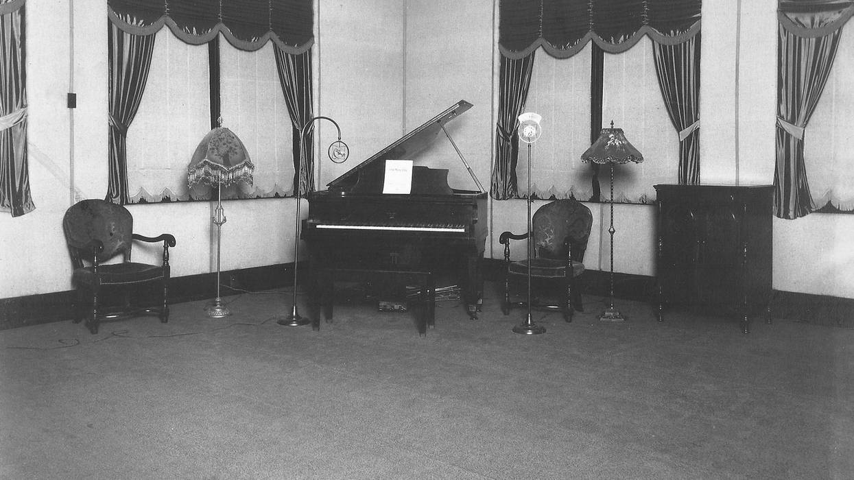 WWL's first studio