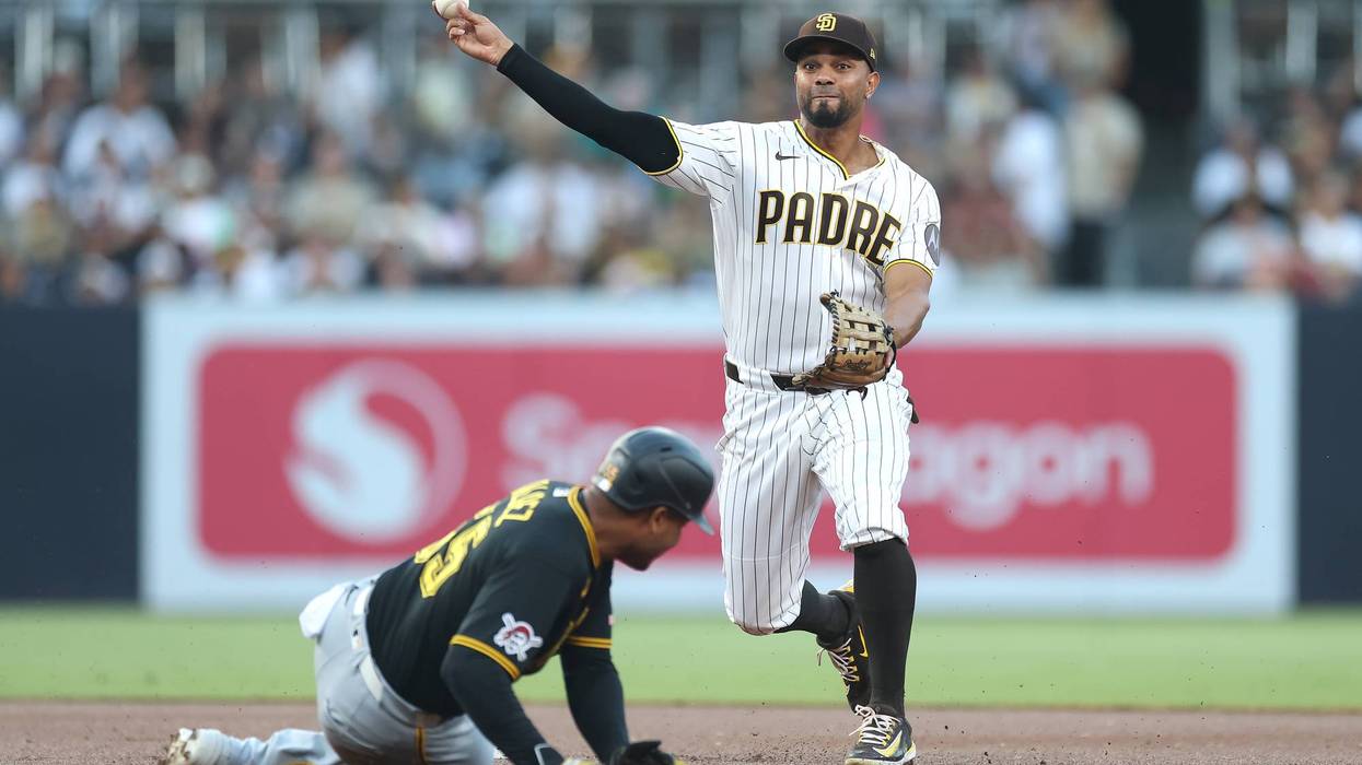 Padres fall to Pirates in 12 innings