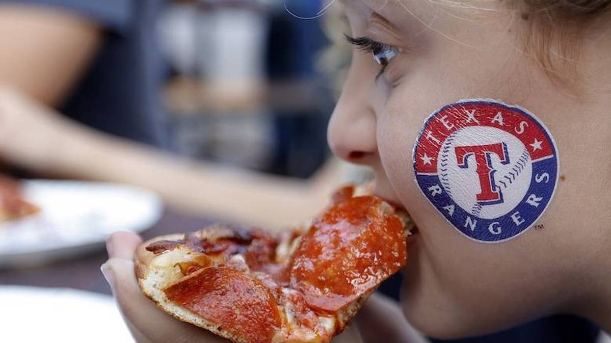 Rangers unveil “Rally Sombrero” nachos and other new food items at Globe Life Field
