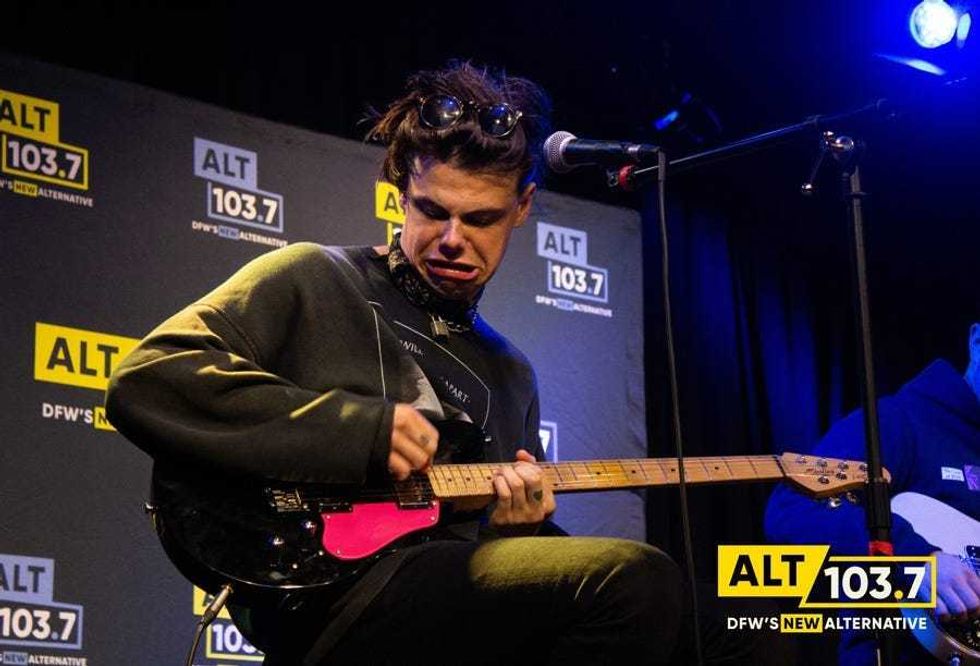 Yungblud Live In The Verizon Artist Lounge (