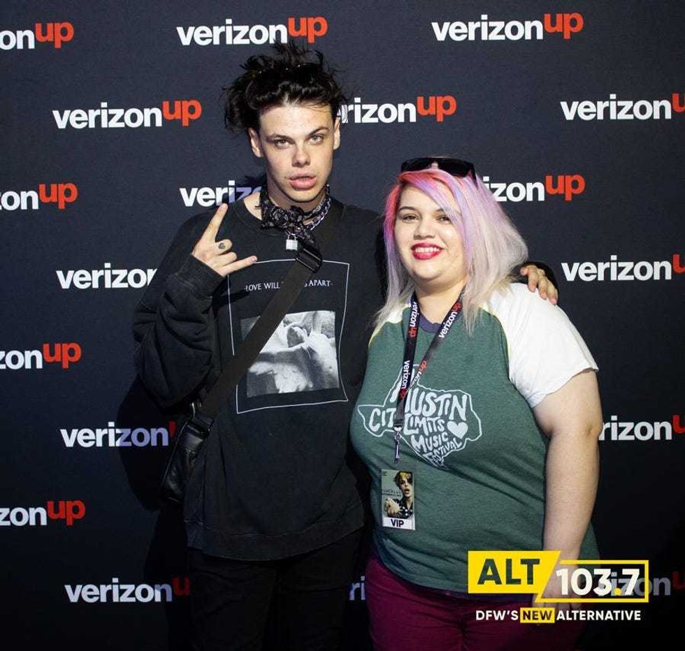 Yungblud Meet And Greet In The Verizon Artist Lounge