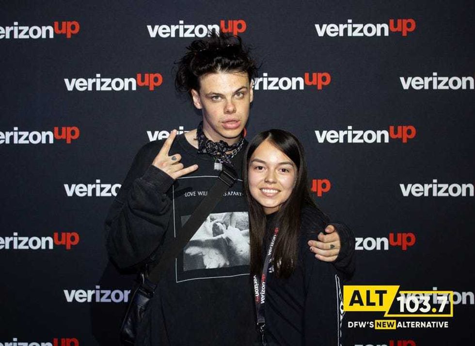 Yungblud Meet And Greet In The Verizon Artist Lounge