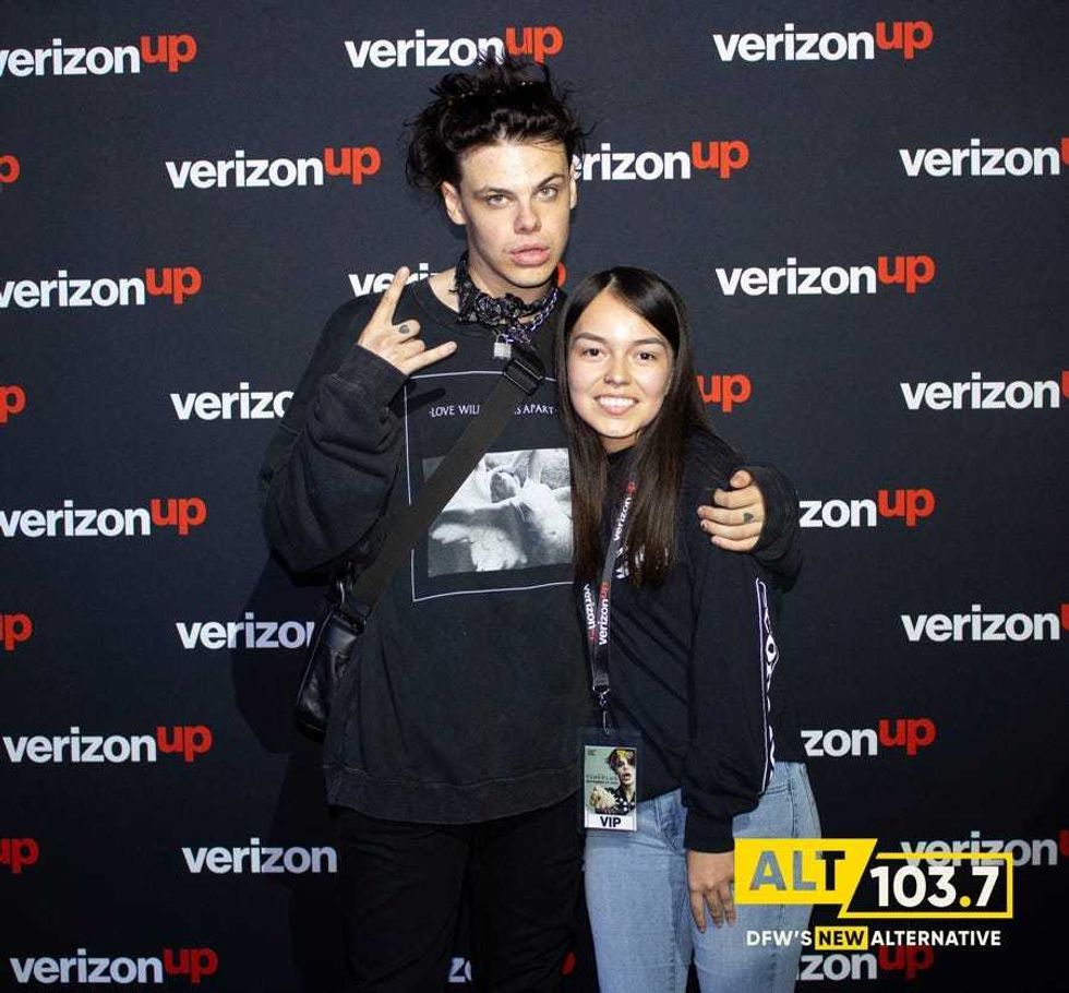 Yungblud Meet And Greet In The Verizon Artist Lounge