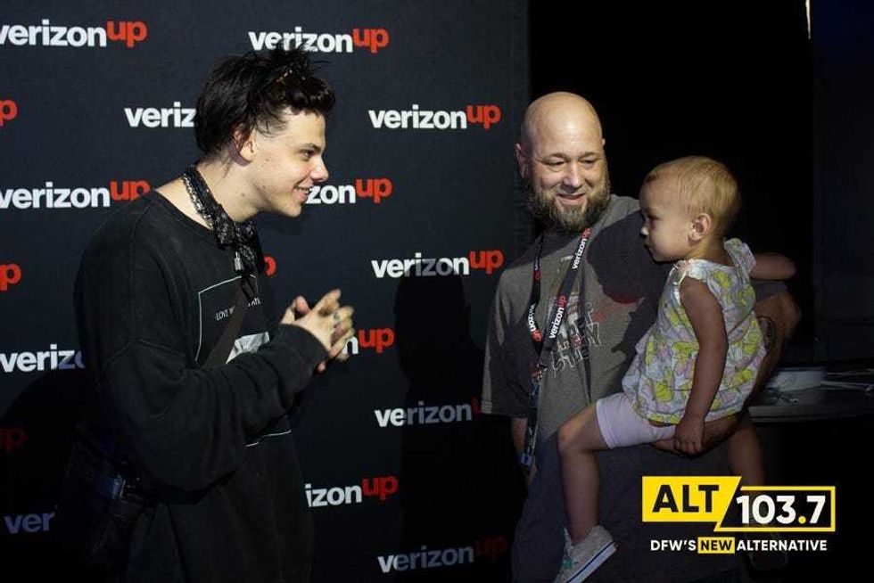 Yungblud Meet And Greet In The Verizon Artist Lounge