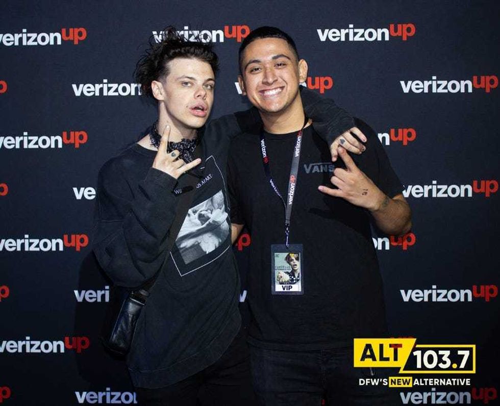 Yungblud Meet And Greet In The Verizon Artist Lounge